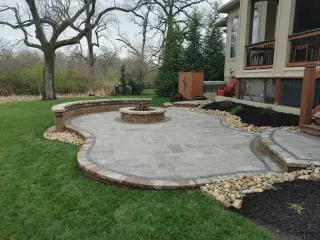 Beautiful backyard patio in Prairie Village